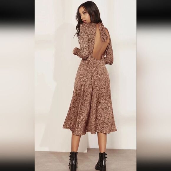 FREE PEOPLE LEOPARD LOVELESS SILKY OPEN BACK LONG SLEEVE MIDI DRESS 2 - Picture 1 of 12